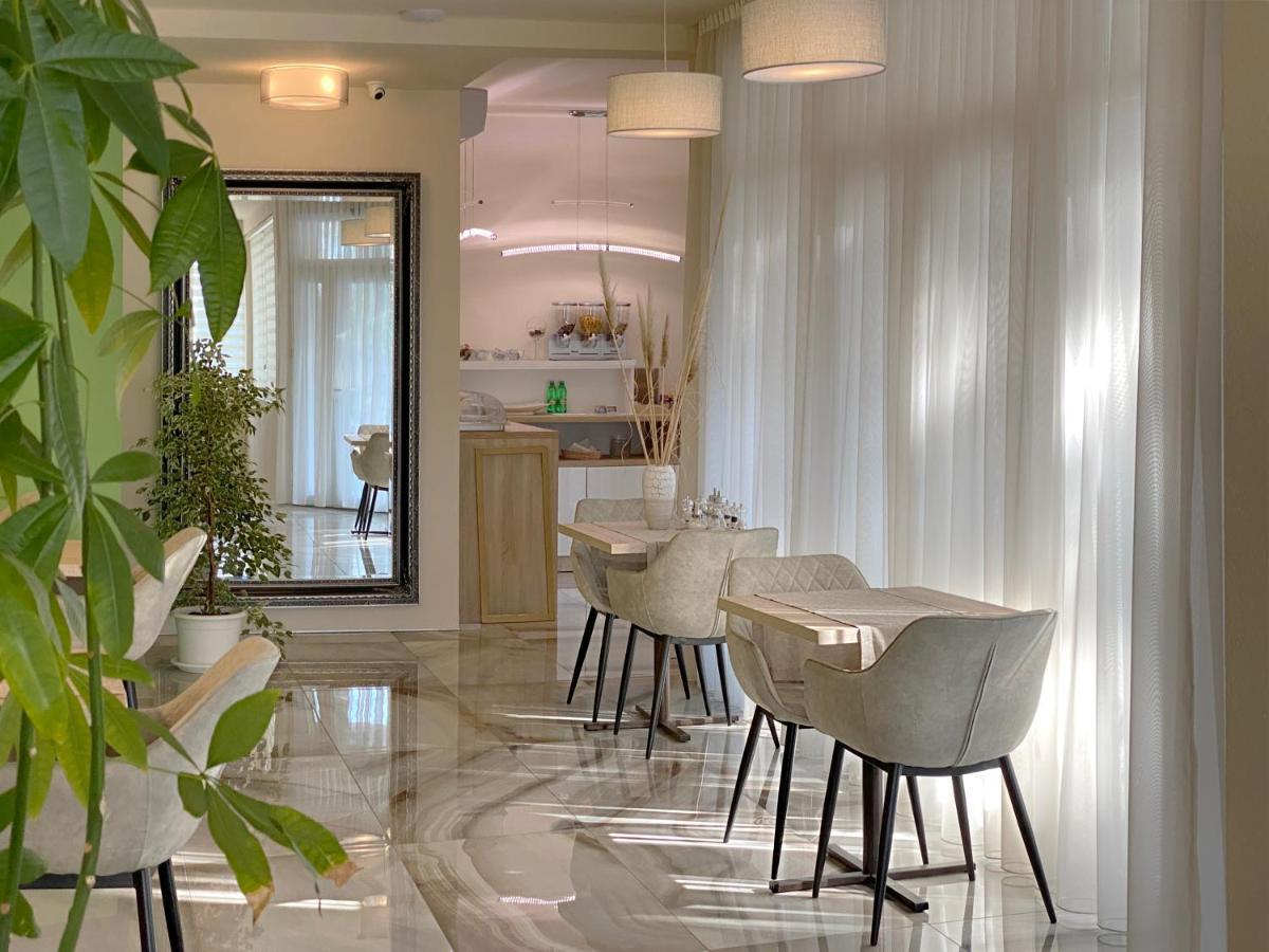 Shangri La Mansion Мостар Экстерьер фото